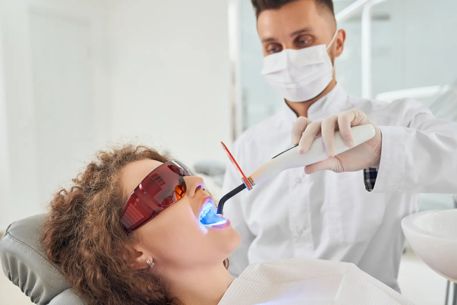 Safe Teeth Whitening in Abu Dhabi